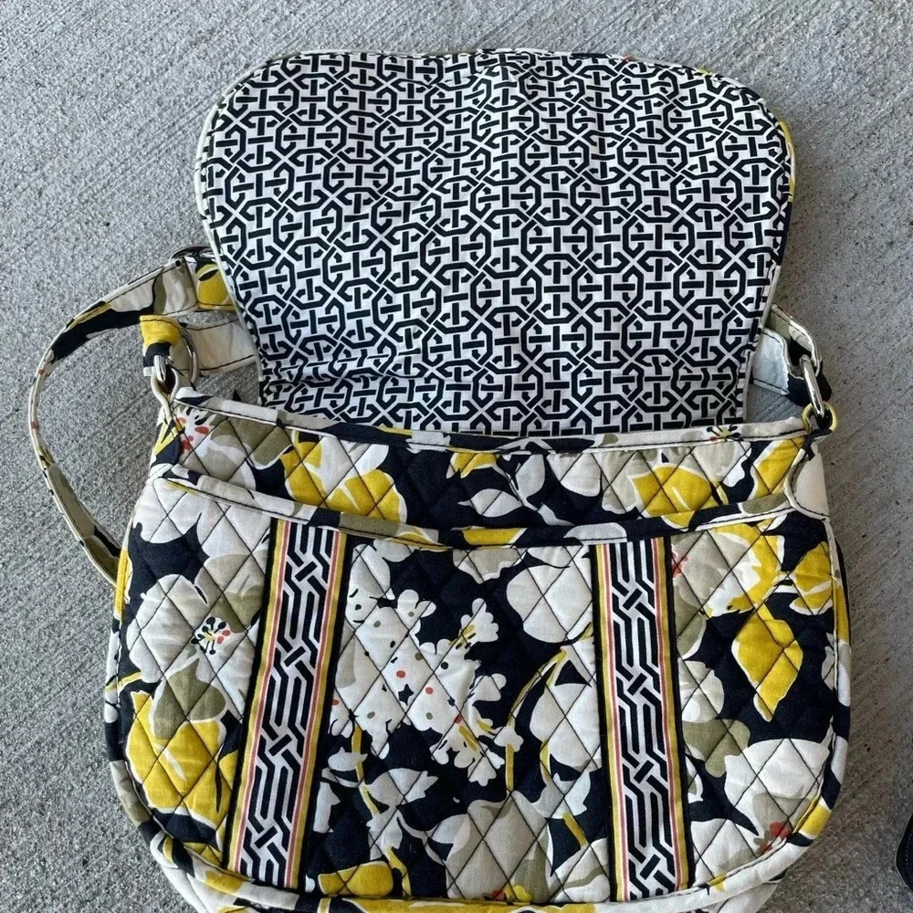 Vera Bradley Go Wild Quilted Purse Shoulder Crossbody Bag with Matching Wallet - Picture 6 of 7
